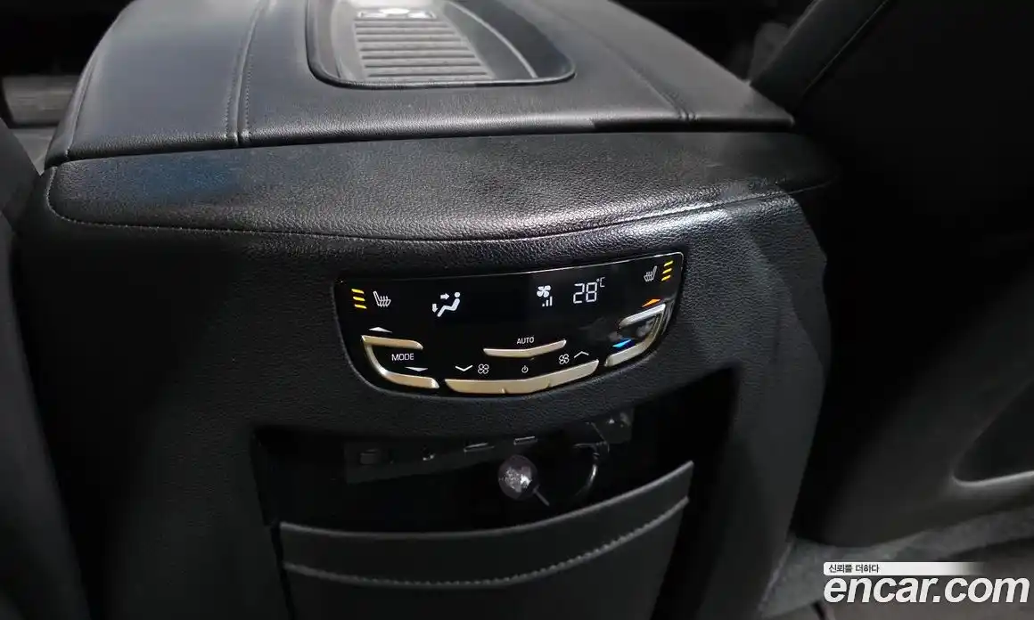 Cadillac Escalade 2018 6.2 Автомат в Москве № 337081, фото 8