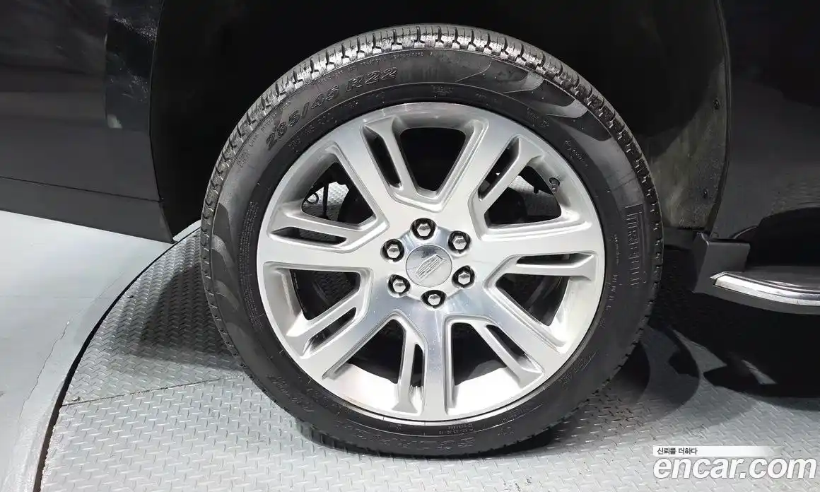 Cadillac Escalade 2018 6.2 Автомат в Москве № 337081, фото 9