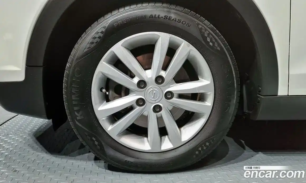 SsangYong TIBOLI 2018 1.6 Автомат в Москве № 34121, фото 16