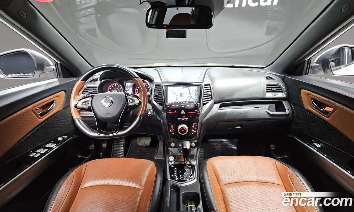 SsangYong TIBOLI 2018 1.6 Автомат в Москве № 341321, фото 16