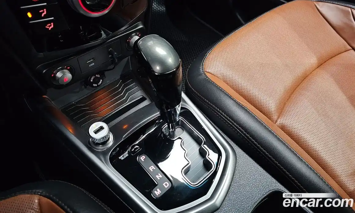 SsangYong TIBOLI 2018 1.6 Автомат в Москве № 341321, фото 8