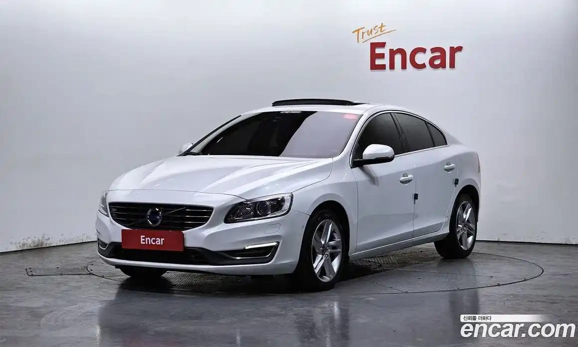 Volvo S60 2015 2.0 Автомат в Москве № 344267, фото 1