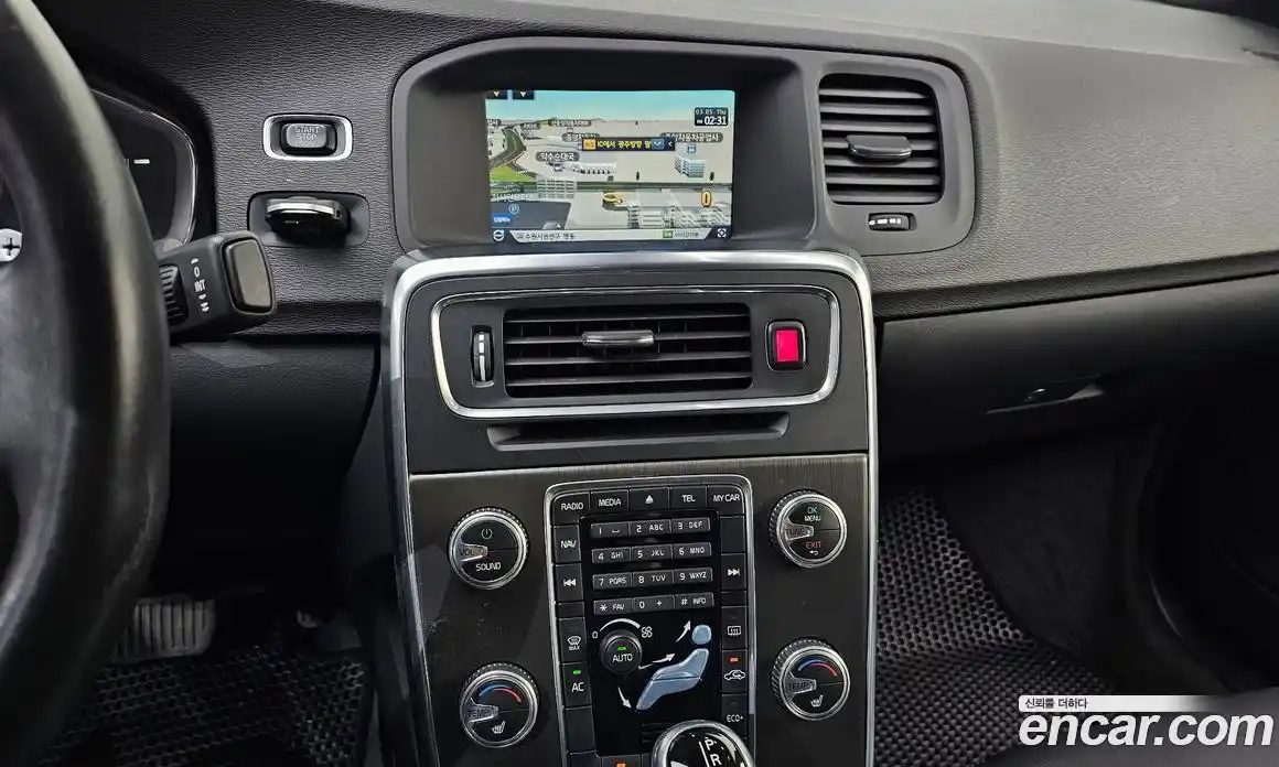 Volvo S60 2015 2.0 Автомат в Москве № 344267, фото 14