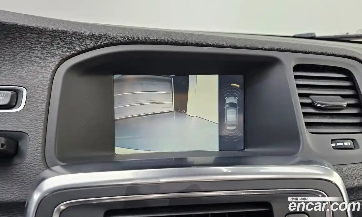 Volvo S60 2015 2.0 Автомат в Москве № 344267, фото 15