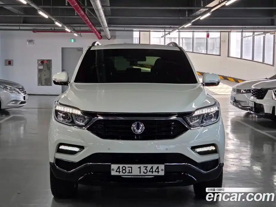 SsangYong Rexton 2018 2.2 Автомат в Москве № 35237, фото 2
