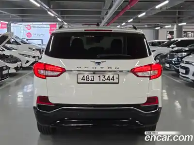 SsangYong Rexton 2018 2.2 Автомат в Москве № 35237, миниатюра 5