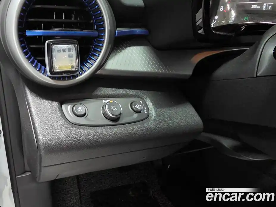 Chevrolet Trax 2024 1.2 Автомат в Москве № 354680, фото 15