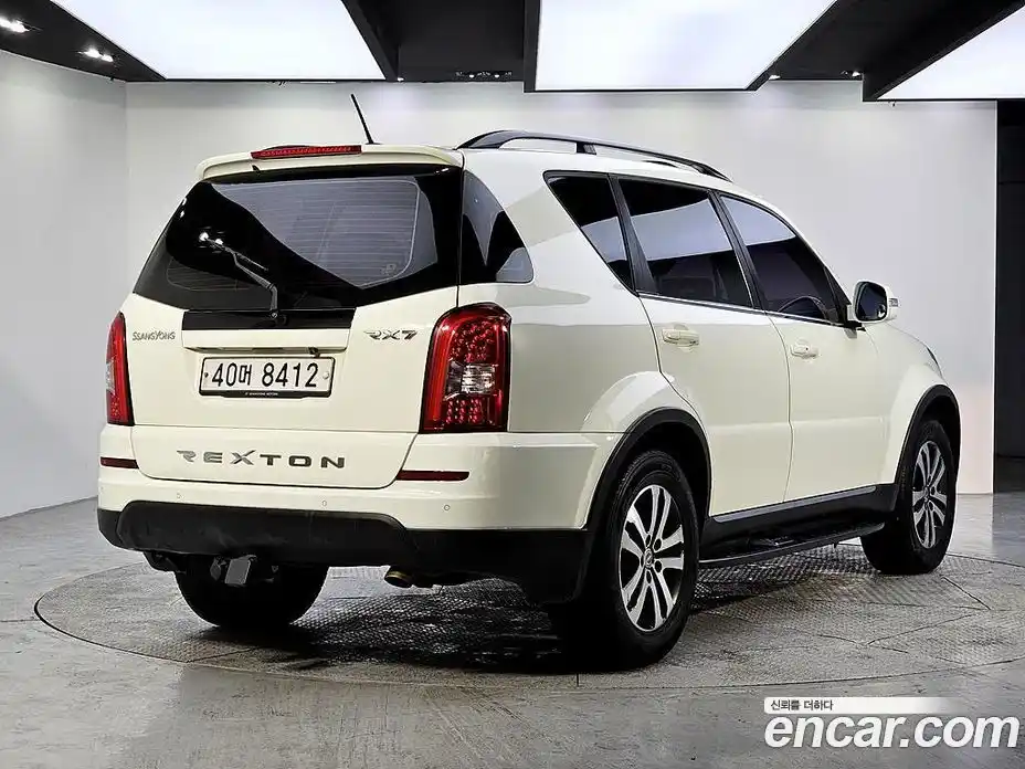 SsangYong Rexton 2014 2.0 Автомат в Москве № 35771, фото 4