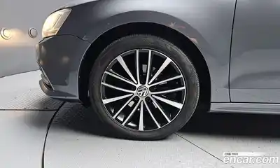 Volkswagen Jetta 2015 2.0 Автомат в Москве № 358908, миниатюра 5