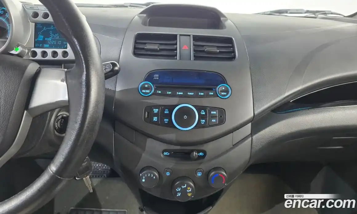 Chevrolet Spark 2012 1.0 Автомат в Москве № 36867, фото 17