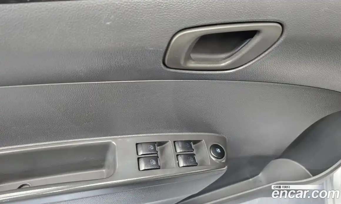 Chevrolet Spark 2012 1.0 Автомат в Москве № 36867, фото 19