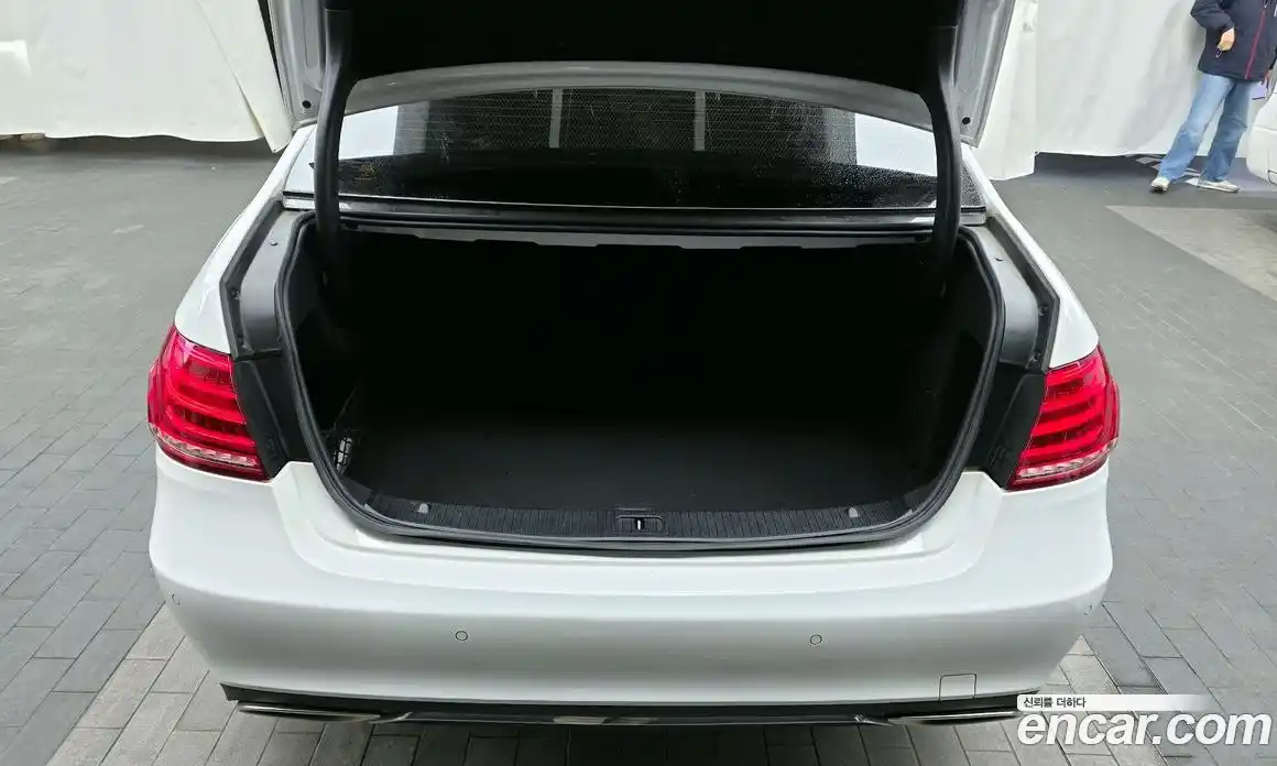 Mercedes-Benz E-Class 2016 2.1 Автомат в Москве № 372440, фото 20