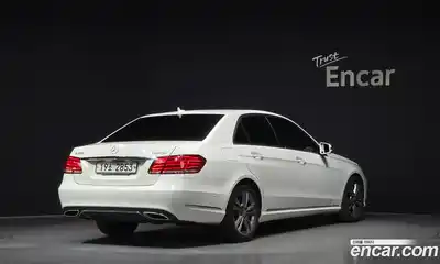 Mercedes-Benz E-Class 2016 2.1 Автомат в Москве № 372440, миниатюра 2