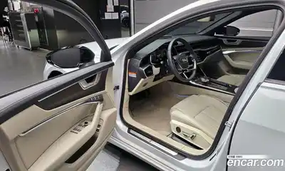 Audi A6 2025 2.0 Автомат в Москве № 372758, миниатюра 10