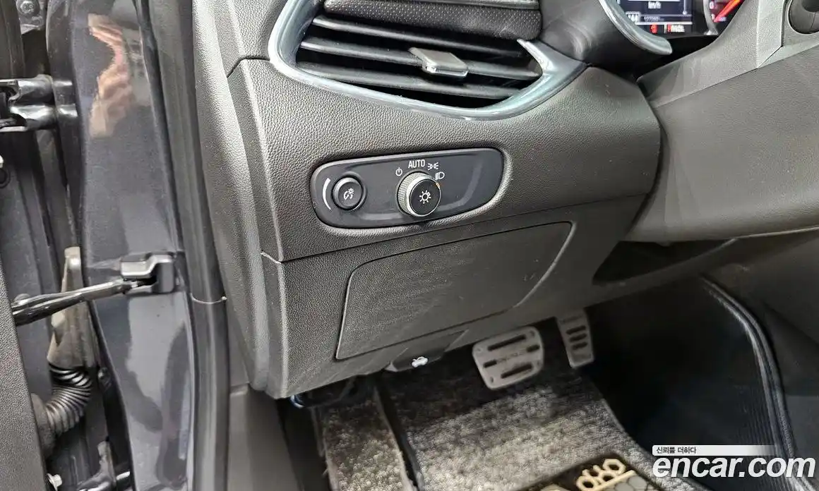 Chevrolet Malibu 2017 2.0 Автомат в Москве № 37828, фото 4