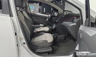 Chevrolet Spark 2012 1.0 Автомат в Москве № 37904, миниатюра 11