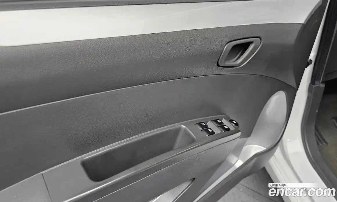 Chevrolet Spark 2012 1.0 Автомат в Москве № 37904, фото 16