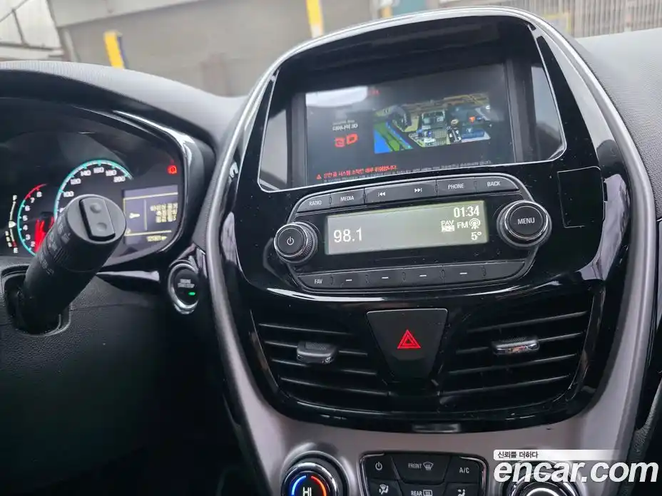 Chevrolet Spark 2017 1.0 Автомат в Москве № 381511, фото 14