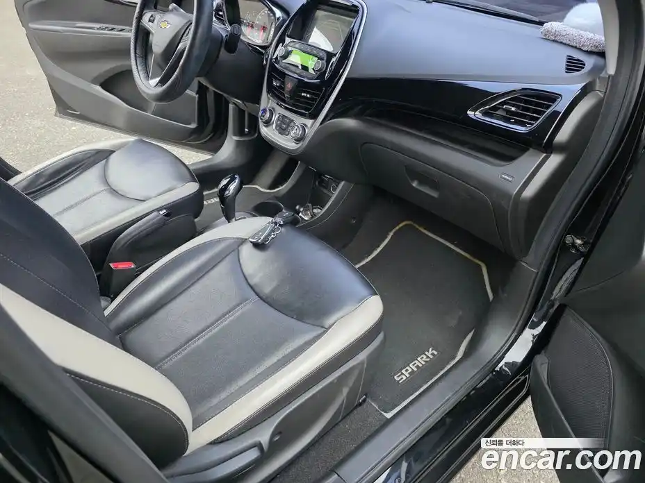 Chevrolet Spark 2017 1.0 Автомат в Москве № 381511, фото 10