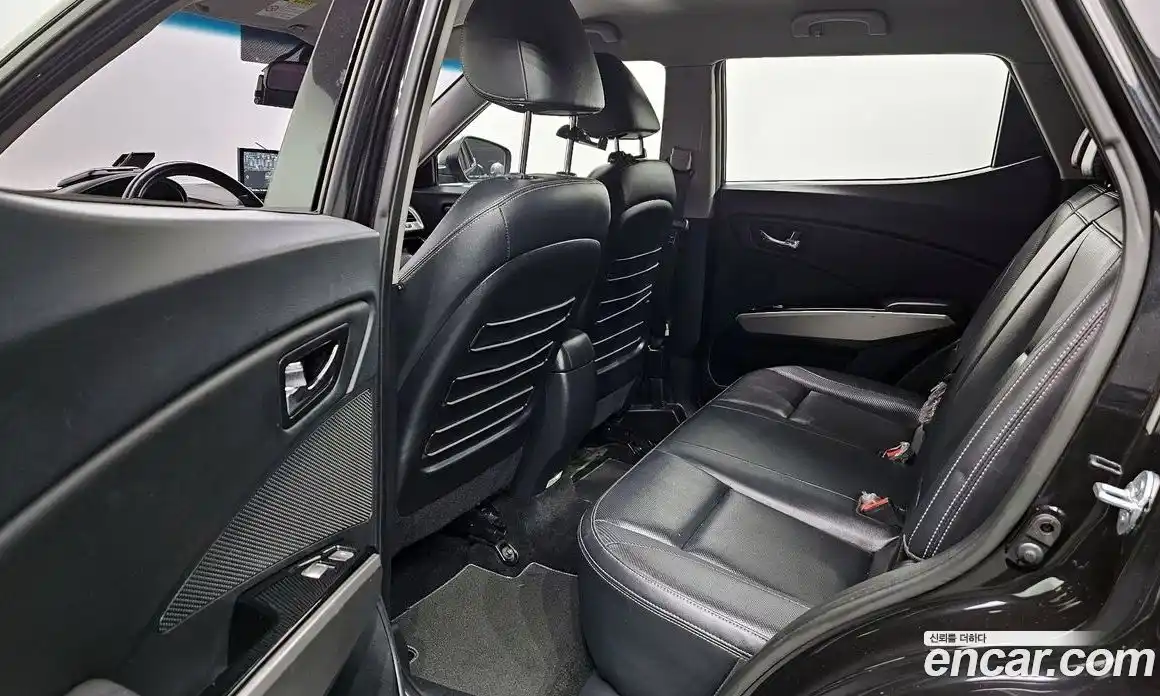 SsangYong TIBOLI 2016 1.6 Автомат в Москве № 388243, фото 11