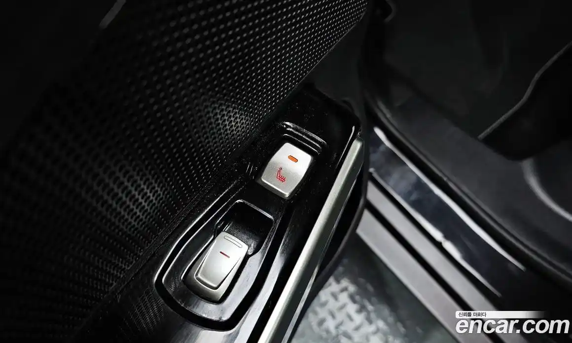 SsangYong TIBOLI 2016 1.6 Автомат в Москве № 388243, фото 19