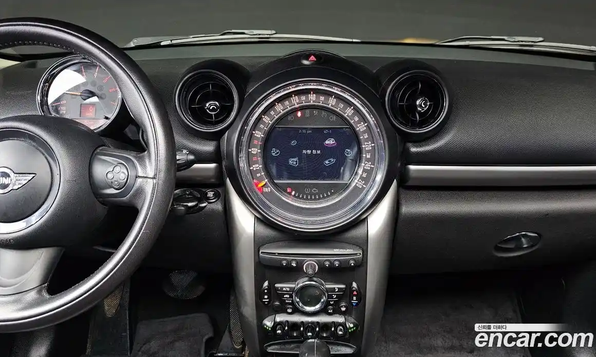 Mini Countryman 2016 2.0 Автомат в Москве № 396440, фото 14