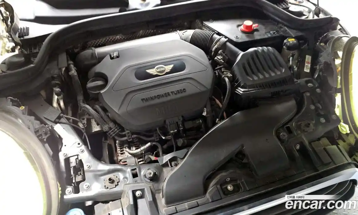 Mini Cooper 2017 1.5 Автомат в Москве № 396809, фото 6