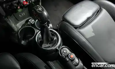 Mini Cooper 2017 1.5 Автомат в Москве № 396809, миниатюра 9