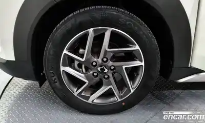 SsangYong TIBOLI 2024 1.5 Автомат в Москве № 406554, миниатюра 5