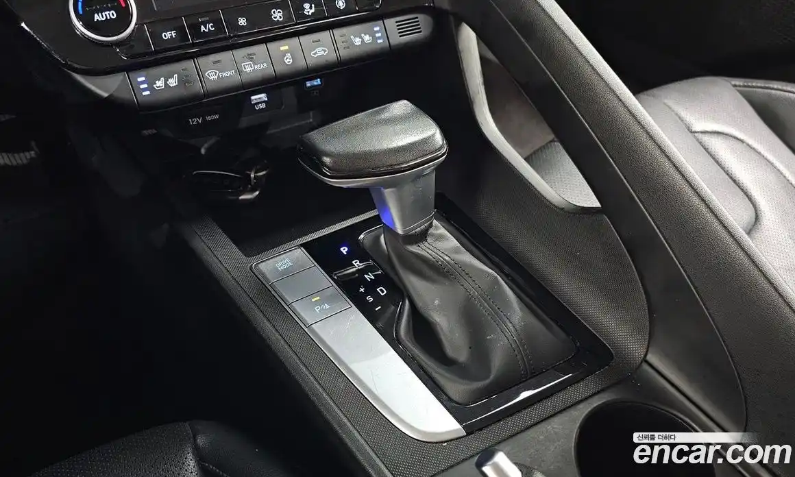 Hyundai Avante 2022 1.6 Автомат в Москве № 48728, фото 5