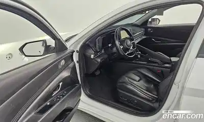 Hyundai Avante 2022 1.6 Автомат в Москве № 48728, миниатюра 8