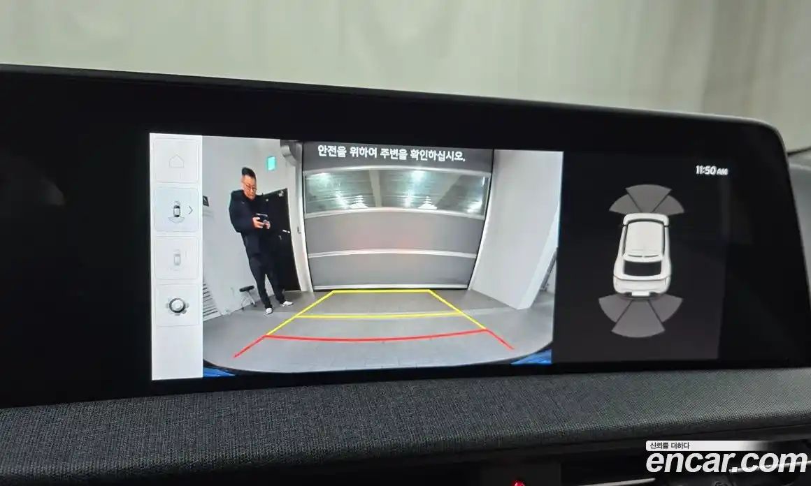 Kia EV6 2023 0.1 Автомат в Москве № 50648, фото 4