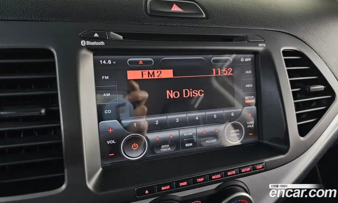 Kia Morning 2012 1.0 Автомат в Москве № 52145, фото 16