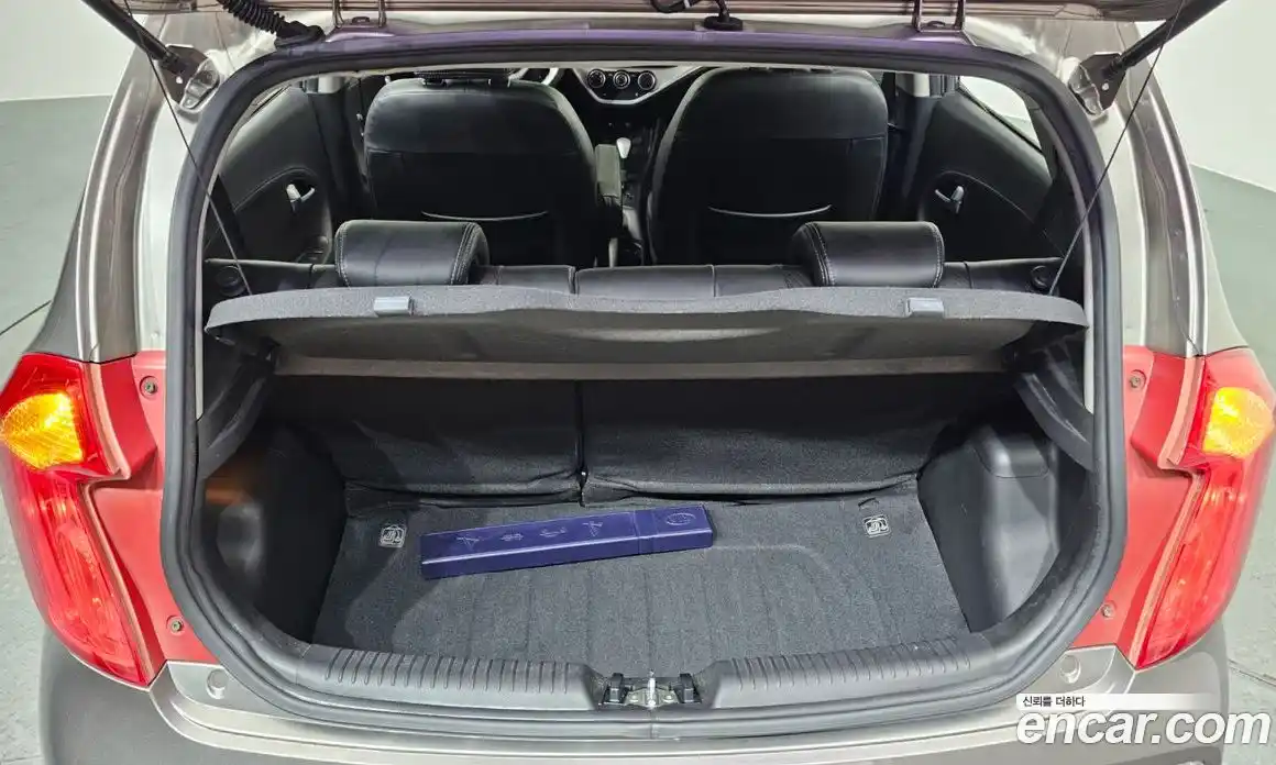 Kia Morning 2012 1.0 Автомат в Москве № 52145, фото 19