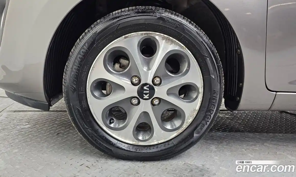 Kia Morning 2012 1.0 Автомат в Москве № 52145, фото 5