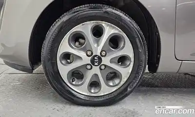 Kia Morning 2012 1.0 Автомат в Москве № 52145, миниатюра 5