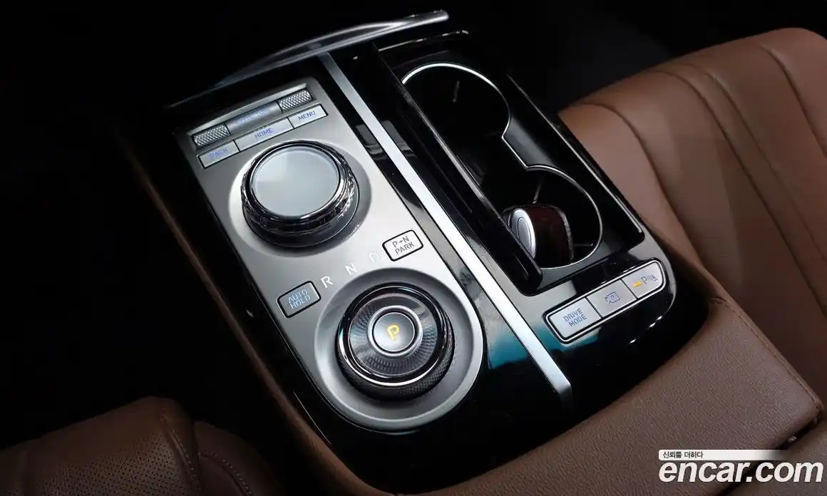 Genesis G80 2024 2.5 Автомат в Москве № 56700, фото 17