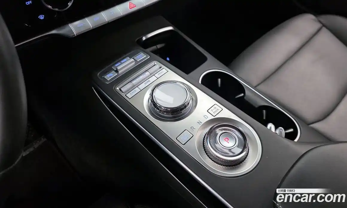 Genesis GV70 2024 2.2 Автомат в Москве № 56733, фото 17