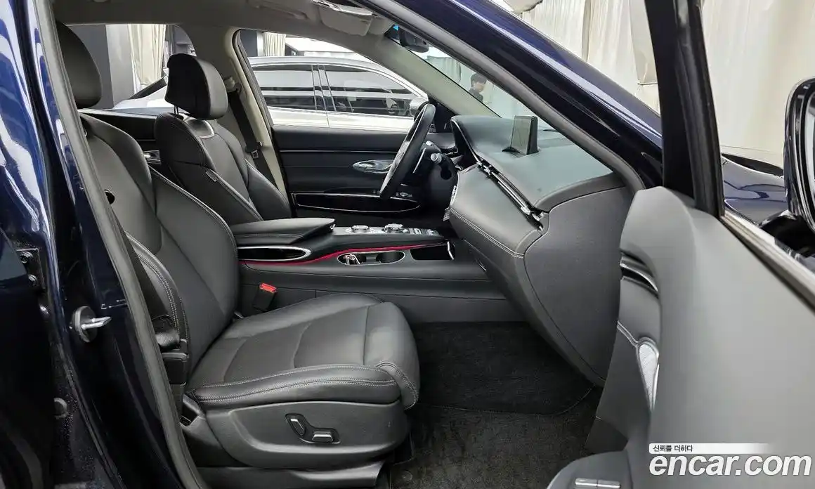 Genesis GV70 2024 2.2 Автомат в Москве № 56733, фото 8