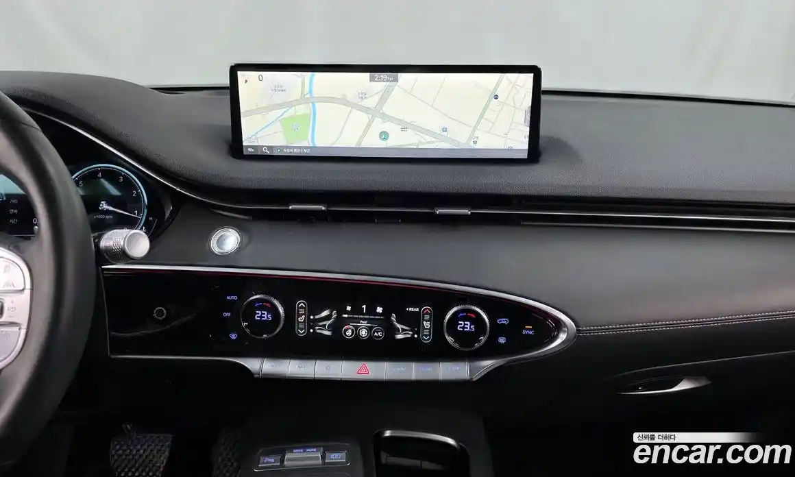 Genesis GV70 2024 2.2 Автомат в Москве № 56733, фото 9