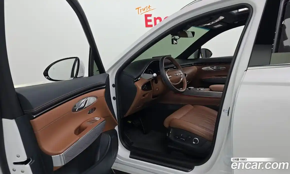 Genesis GV70 2024 2.5 Автомат в Москве № 57368, фото 14