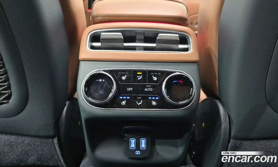 Genesis GV70 2024 2.5 Автомат в Москве № 57368, фото 15