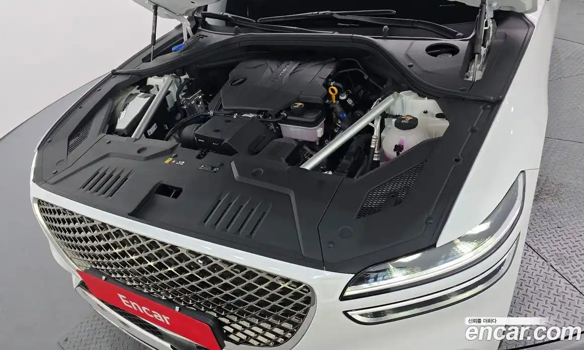 Genesis GV70 2024 2.5 Автомат в Москве № 57368, фото 17