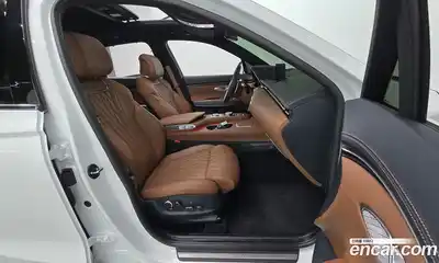 Genesis GV70 2024 2.5 Автомат в Москве № 57368, миниатюра 3
