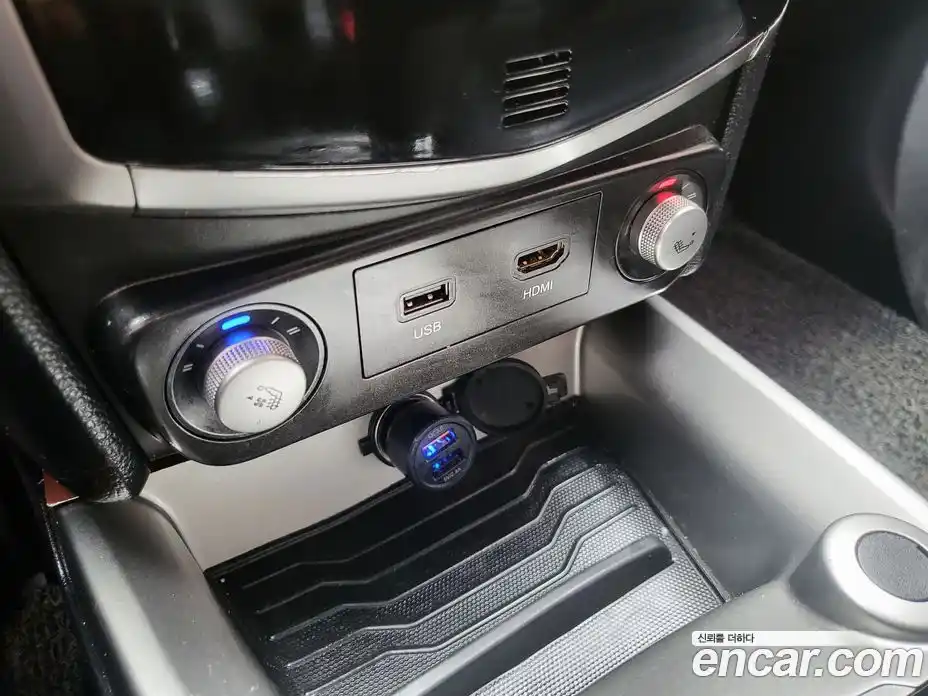 SsangYong TIBOLI 2015 1.6 Автомат в Москве № 60925, фото 17