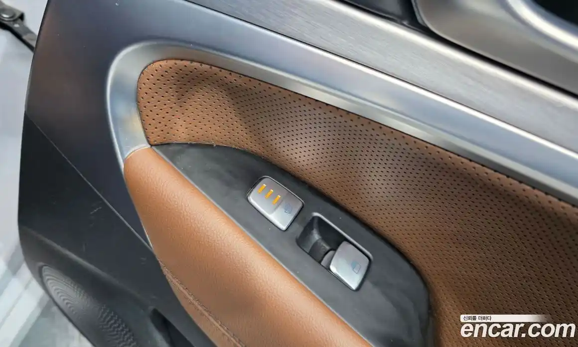 Genesis G70 2018 2.0 Автомат в Москве № 75576, фото 16