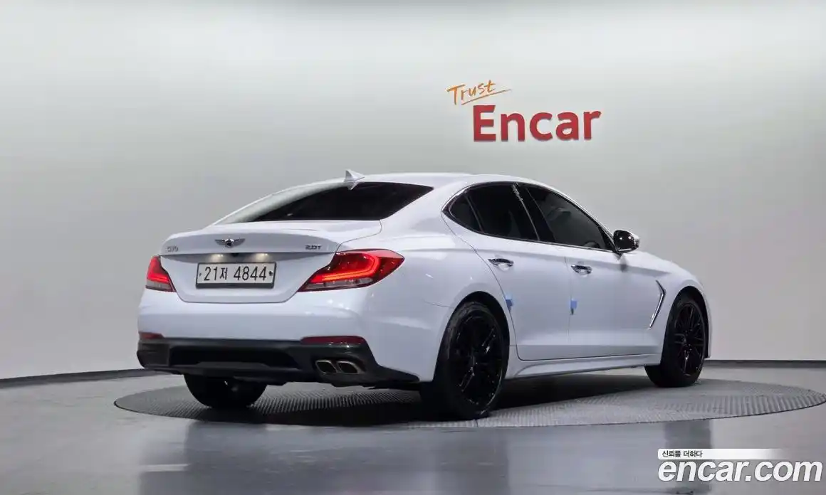 Genesis G70 2018 2.0 Автомат в Москве № 75576, фото 18