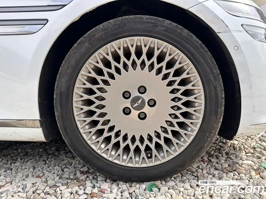 Genesis G80 2022 2.5 Автомат в Москве № 81173, фото 8