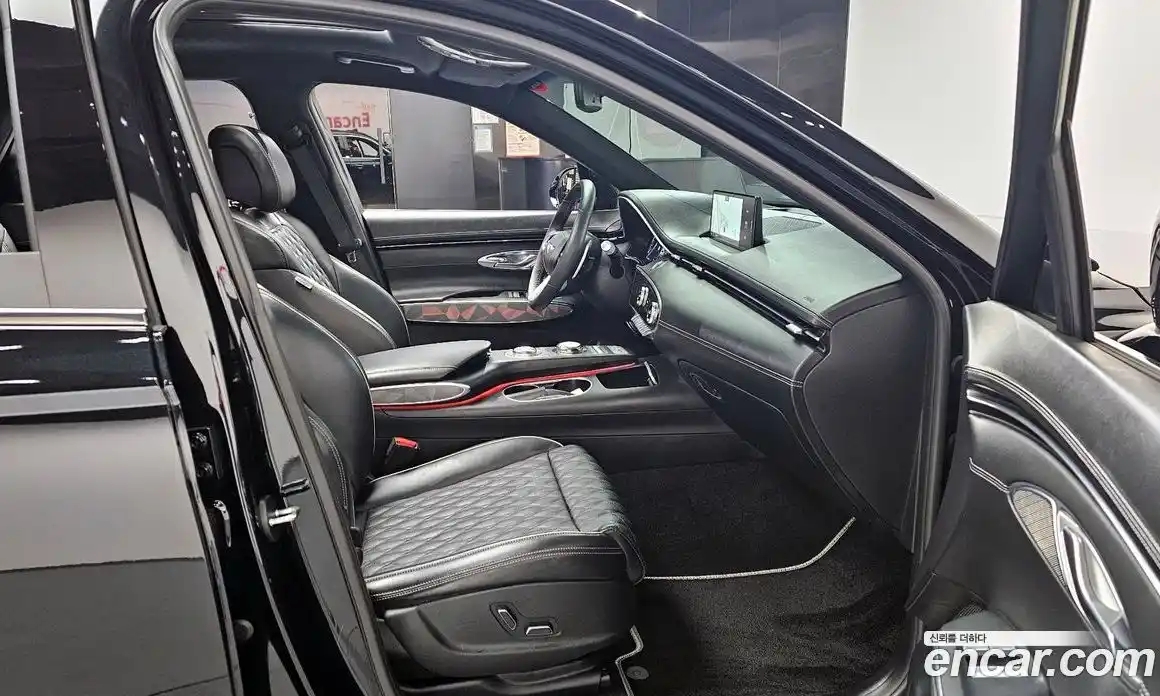 Genesis GV70 2022 2.5 Автомат в Москве № 84464, фото 14