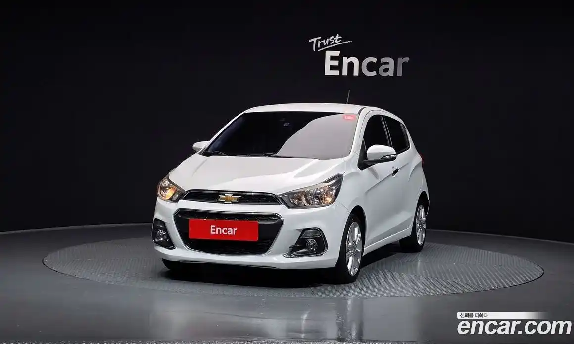 Chevrolet Spark 2016 1.0 Автомат в Москве № 93558, фото 4